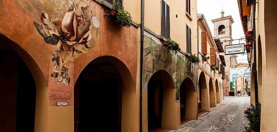 Hotel Dozza Exterior foto
